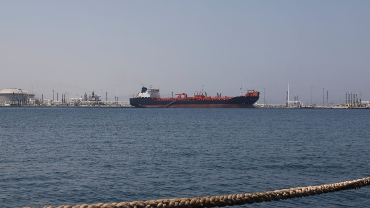 عبور موفقیت‌آمیز دومین نفتکش ژاپنی از تنگه هرمز در پی رایزنی‌های دیپلماتیک توکیو با تهران