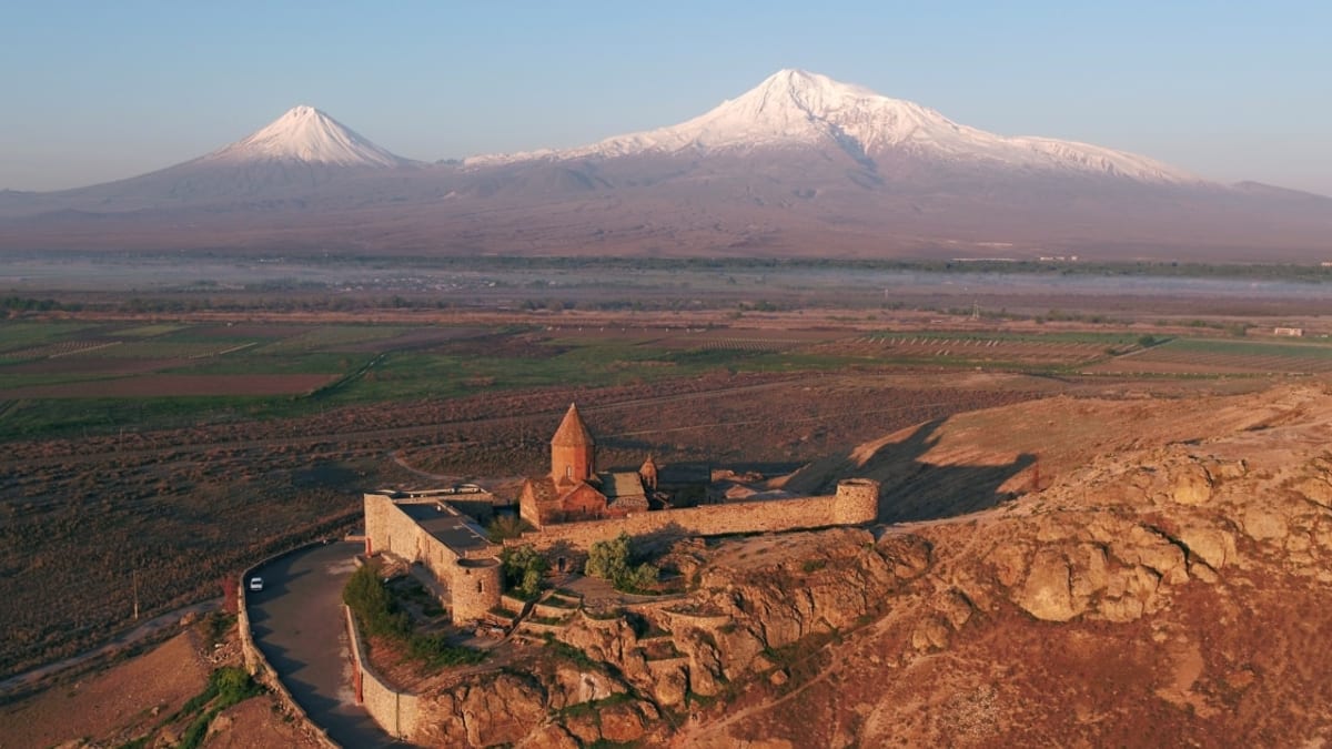 جنجال بر سر حذف نماد کوه آرارات از گذرنامه‌های جدید ارمنستان