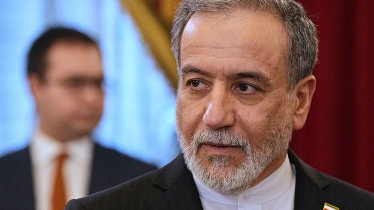 تنش‌های مرتبط با ایران بر نشست وزرای خارجه بریکس در دهلی نو سایه افکند