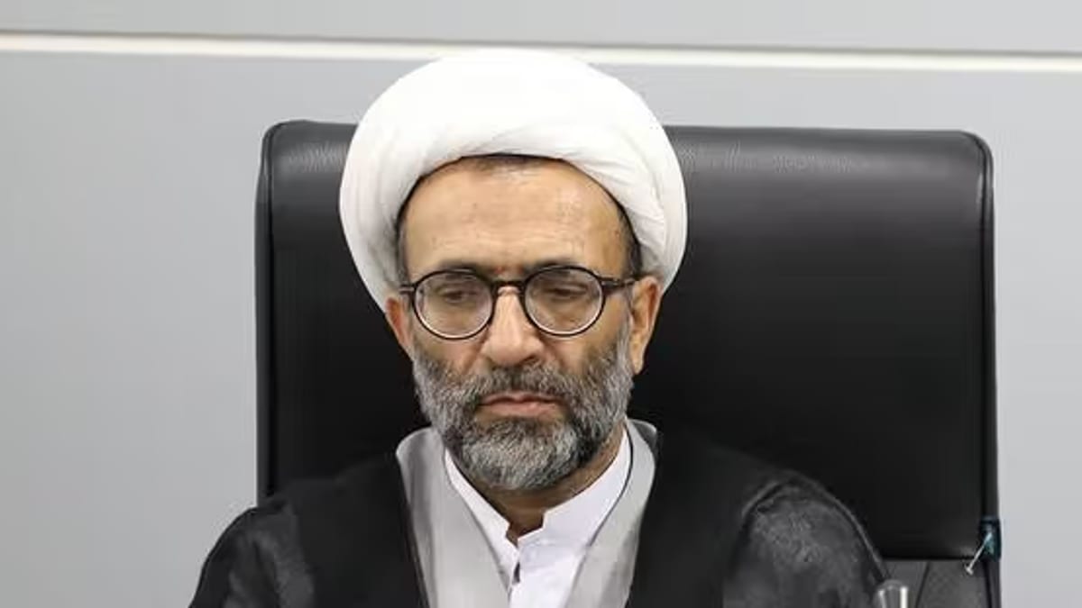 واکنش عضو هیات رییسه مجلس به محاصره دریایی بنادر جنوبی توسط آمریکا